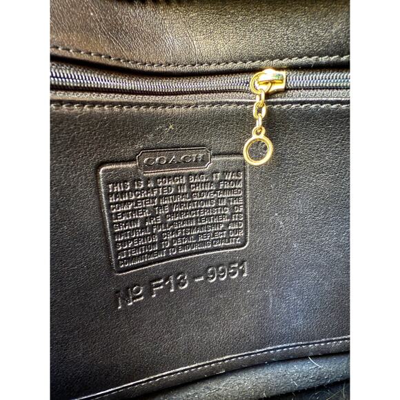 Coach Legacy 9951 Black Glove-Tanned Leather Patricia Messenger w/ Hangtag - Picture 2 of 8